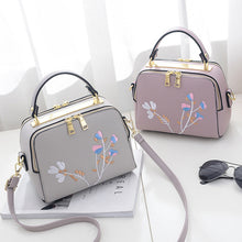 Load image into Gallery viewer, Women handbag